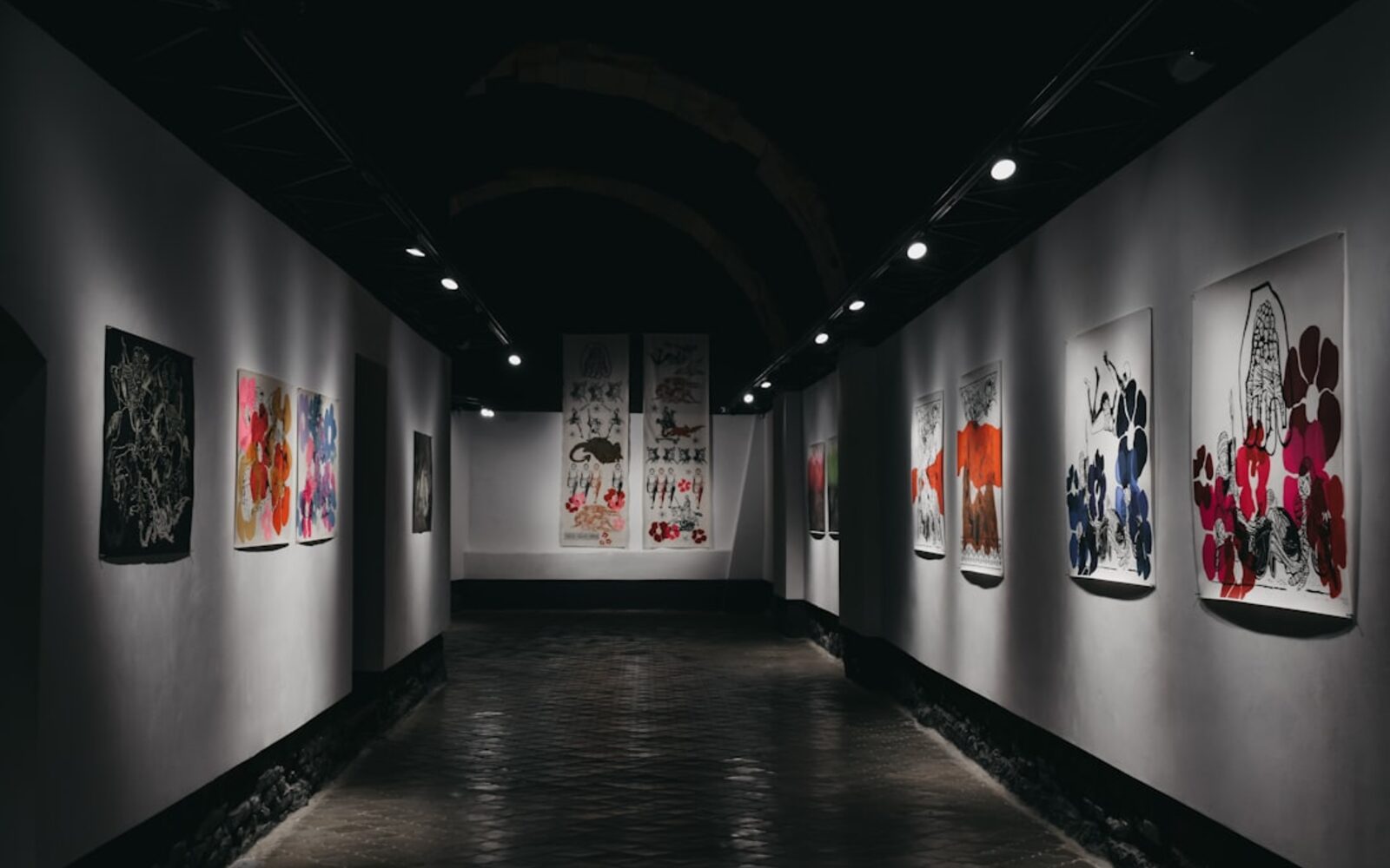 Gallery corridor